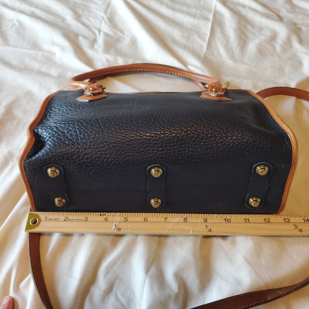 Dooney & Bourke All Weather Leather Satchel Navy Blue British Tan Vintage Bag - Picture 4 of 8